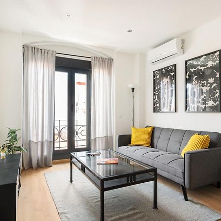 Apartamento En La Avenida De La Albufera Alquiler Temporal Madrid Exterior foto