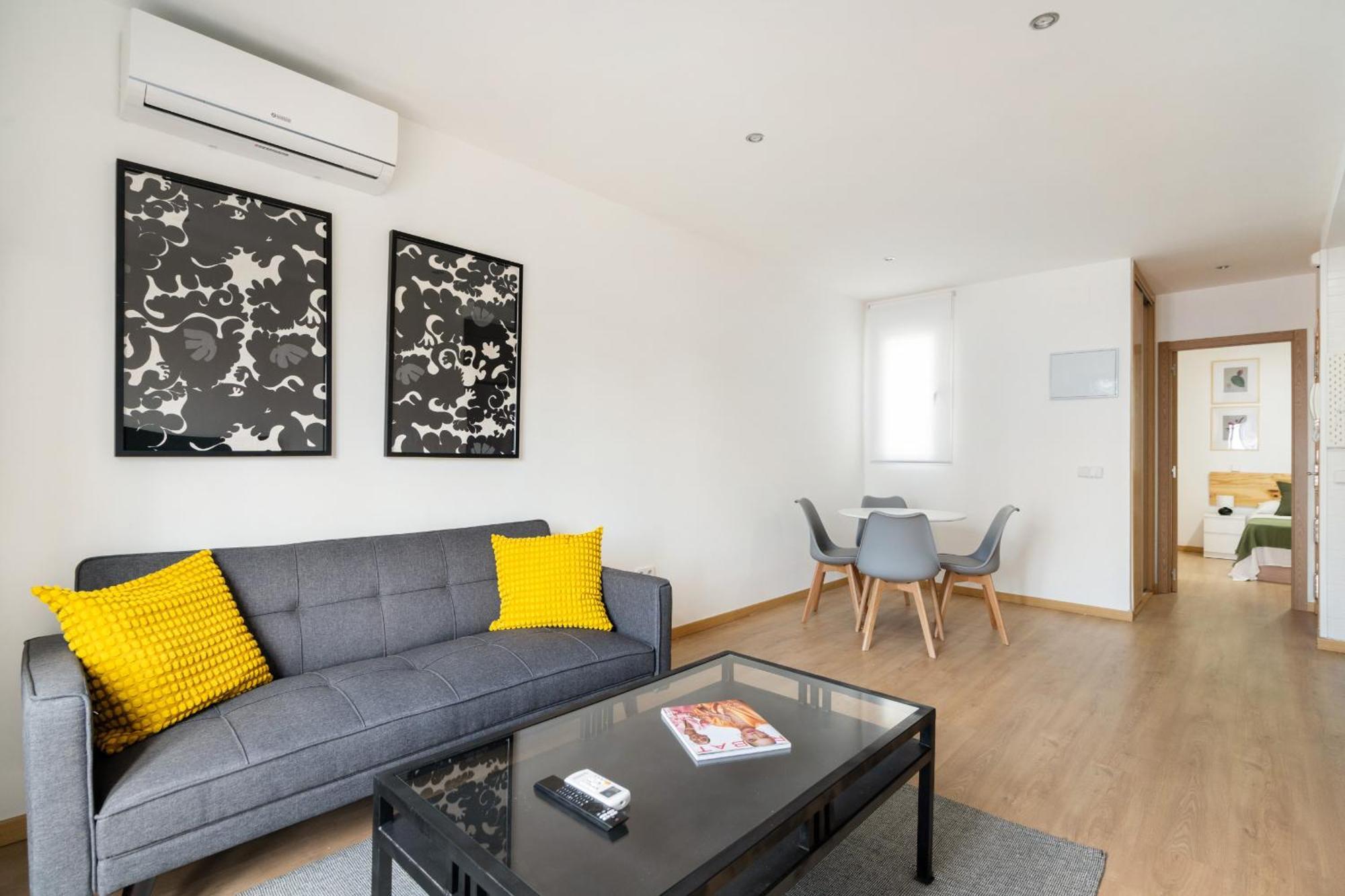 Apartamento En La Avenida De La Albufera Alquiler Temporal Madrid Exterior foto